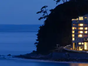 Popular Premium Hotels in Kamo District