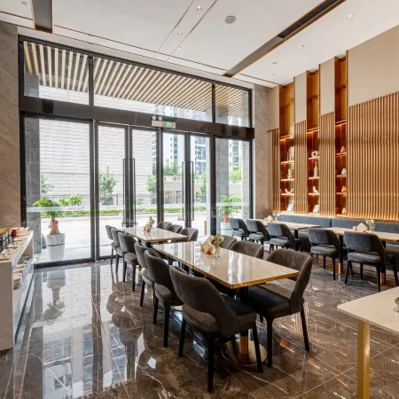 Poxi Hotel Meizhou West High-Speed Rail Station Tianhong Shopping Center Branch