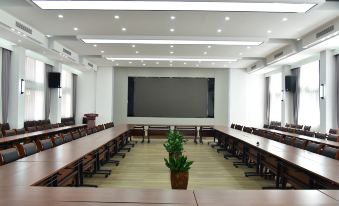 Tiema Hotel(Chongqing Yangjiaping Metro Station Branch)