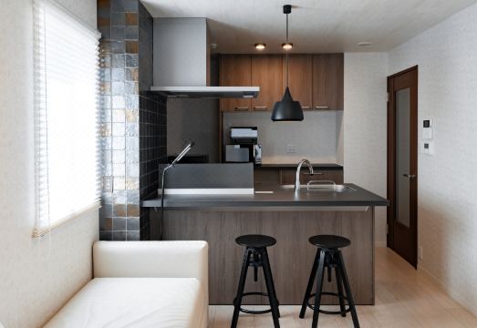 리브레 하우사이 내부 주방 및 거실 공간