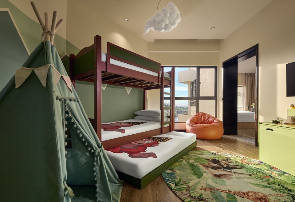 3. 샹그릴라 탄중 ..