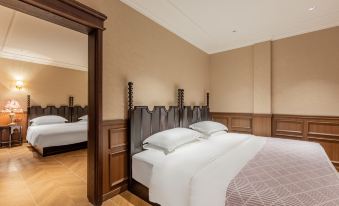 Beijing Xiaofengxian Mansion Hotel(Tiananmen Square Qianmen Pedestrian Street)