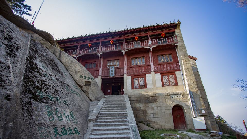 Huashan Xifeng Hotel