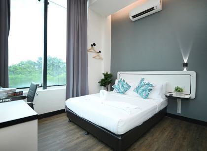 Swing & Pillows @ Kota Kemuning Selangor