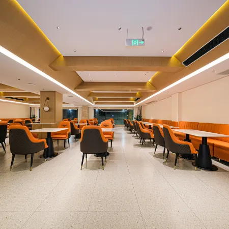 Puyun International Hotel (Quanzhou Jinjiang International Airport Sunshine Square Branch)