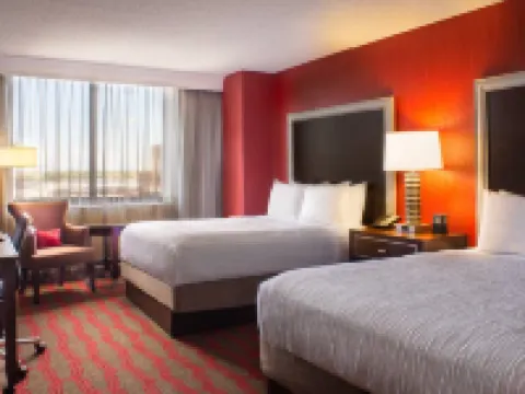 DoubleTree by Hilton New York LaGuardia Airport Hotels near 111th Street