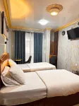 Maaeen Hotel