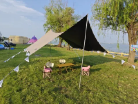 Liangzi Island Hongbin Holiday Hotel
