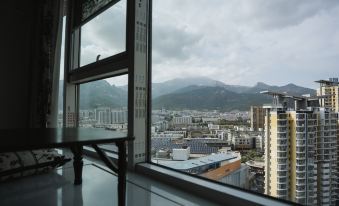 Nianhuarushi Theme Hotel (Taishan Station)