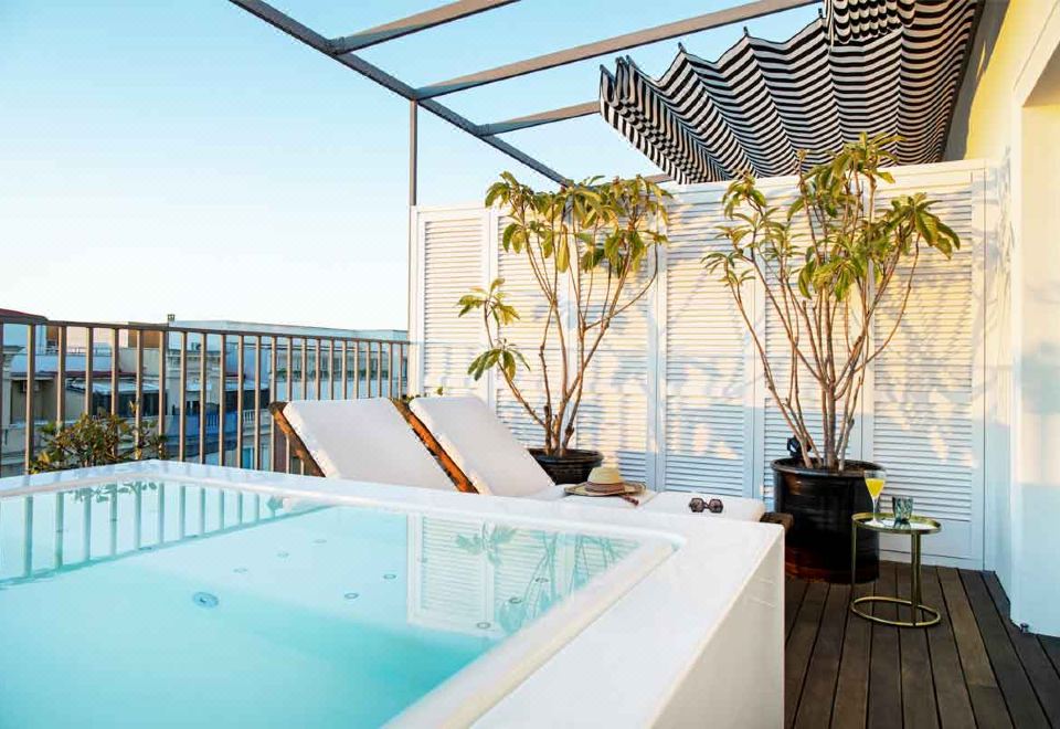 1. 블레스 호텔 마..