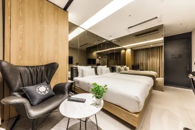 Hotel Cullinan Guro Hotels in Dongducheon