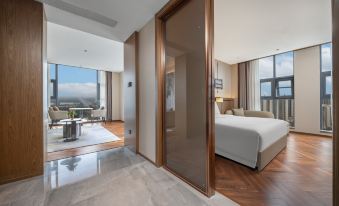 hotel lemarquis