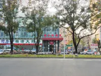 Ibis Hotel ( Xiangyang People's Square) Hotel di Xiangyang