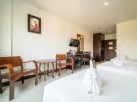 Sunday JA Plus Hotel Hotels near Noir Pub