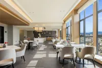 Baoshan Longyang District Hengbang Building Atour Hotel