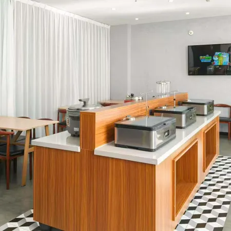 Durian Candy Hotel (Qianshan Citizen Square Branch)