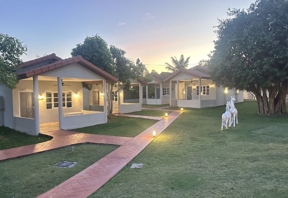 Villa Pictory Resort