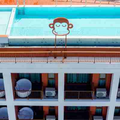 Blu Monkey Hub & Hotel Bangsaen Hotel Exterior