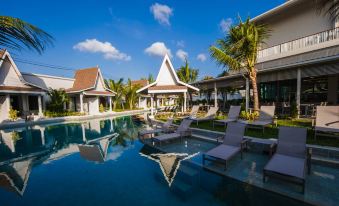Lalynn Resort & Villas, Phuket 썸네일
