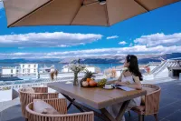 Half Moon Bay Waterscape Resort Homestay (Dali Erhai Ecological Corridor Store) 洱海海西風景区上段のホテル