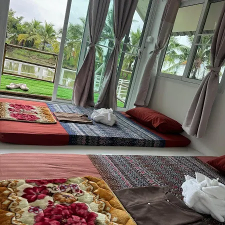 The Forest Hill Cafe & Homestay