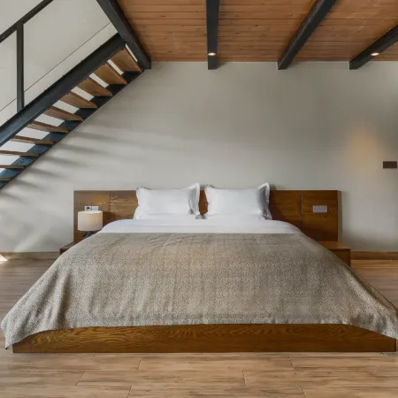 Xingyi Wanfeng Linyue Qili Mountain and Homestay