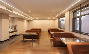 Qingmu Platinum Hotel (He County Wujiang Branch)