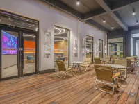 Jingji e-Sports Hotel (Tianjin Railway Station Wudadao Cultural Tourism Area Store) Hotels near Dongli