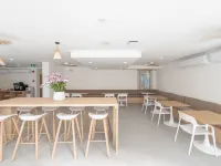 Lis Hotel Chiangmai Hotels near Hai Ya