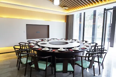 MYA HEALTH HOTELS&RESORTS