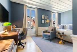 Luxe Stay Near Airport