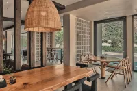 Yangshuo Xishi Jinshe Hotel (Shili Gallery Yulonghe Branch)