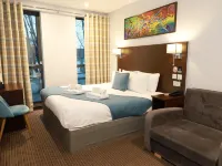 لندن سيتي أيربورت هوتل Hotels near ولويش