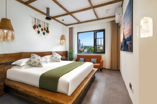 Fuyao Homestay (Huanghua International Airport Branch)