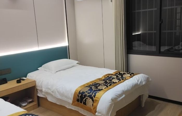 Junlian Wuliao Homestay (Meidou Dadao)