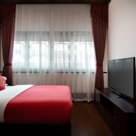 Jinbi Hall Hotel (Nanping Pedestrian Street Jinma Bijifang Branch)