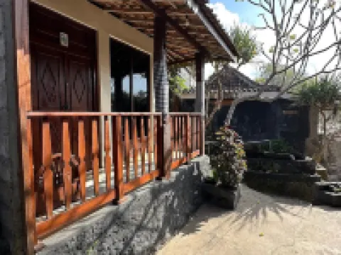 Karlie Inn Hoteles en Tepus