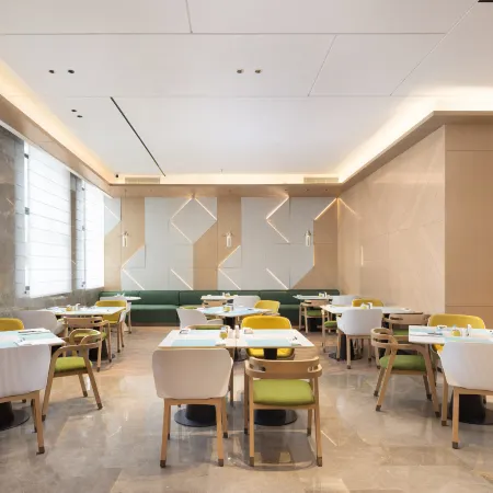 Home2 Suites by Hilton Chongqing Wushan