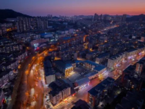 Homeinn Plus Hotel (Dalian Xinghai Park Nansha Street) Hotels in Dalian