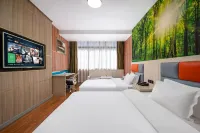 Xixia Shanshui Riverside Holiday Inn