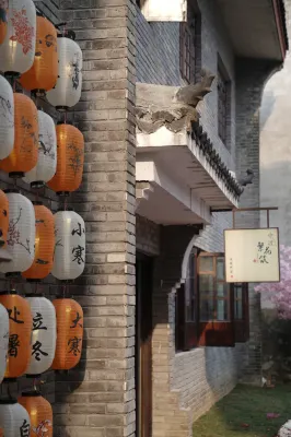 Numerous Flowers Hotels in Luzhai