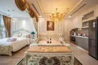 Luxury Royal Landmark 81 & Vinhomes Hotels near Landmark 81 Sky View Observatory