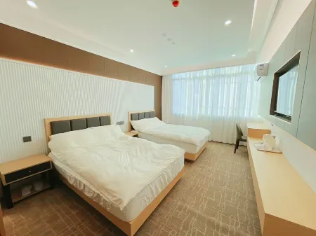 Yunju Xihai Hotel Отели рядом с достопримечательностью «Yunju (Cloud Home) Mountain»