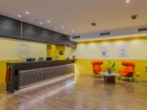 เบดแอนด์เบรกฟาสต์ โรงแรม ฟาบริอาโน จานัส โรงแรมในFabriano