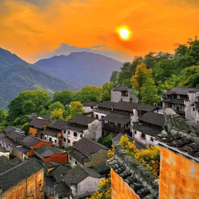 山月聽風·環景設計師民宿（婺源篁嶺景區店） 婺源篁嶺景區-3號觀景台附近的飯店