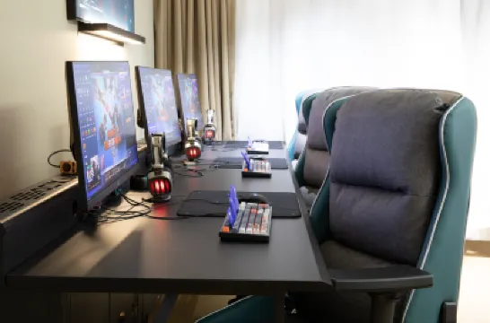 WanYoo E-sports Hotel (Dayuan North Road, Baiyun District) Hotels near Guangzhou International Economics College