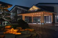 Hyakumangoku Onsen Hotel(Bicester Village Branch) Hotels near Shanghai Disney Resort