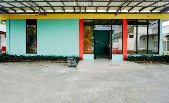 Hotel O Mojoanyar Near Terminal Bis Mojokerto