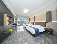 Weihai Lanye Scenic Hotel (Huoju 8th Street International Coastal Baths)