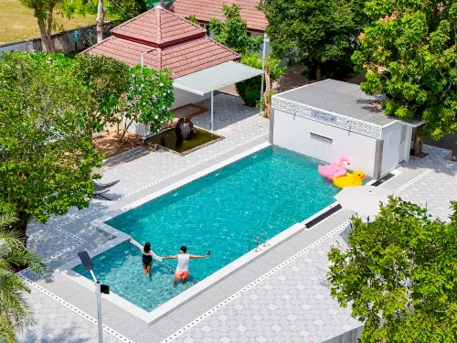 Kenikar Raintree Residence Hotel